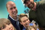 Taylor Swift inicia gira británica que fue disfrutada por el príncipe William y sus hijos Taylor Swift inicia gira británica que fue disfrutada por el príncipe William y sus hijos