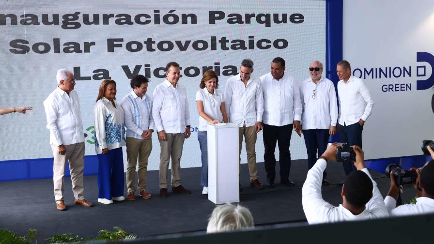 Vicepresidenta inaugura parque fotovoltaico con capacidad para suministrar energía a 20,000 hogares