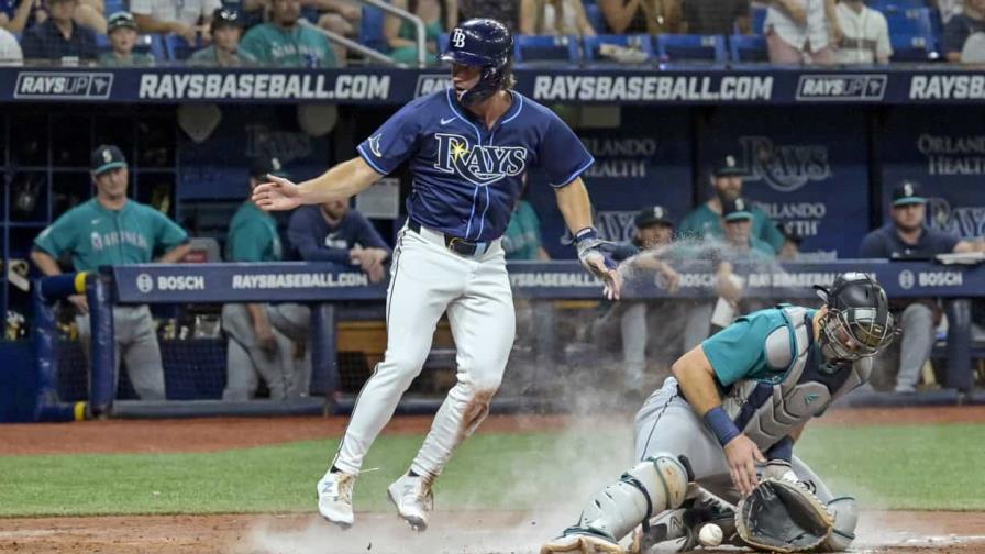 Díaz produce dos con sencillo en la octava en victoria de Rays 4-3 sobre Marineros