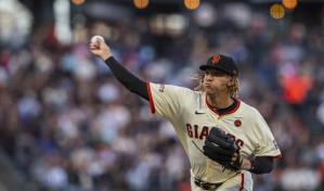 Gigantes remontan para superar a Cachorros 5-4 y cortan racha de cinco derrotas