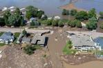 El centro norte de EEUU podría recibir más lluvia tras crecidas letales que rodean una represa