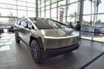 Tesla llama a reparación a su modelo futurista Cybertruck por cuarta vez Tesla llama a reparación a su modelo futurista Cybertruck por cuarta vez
