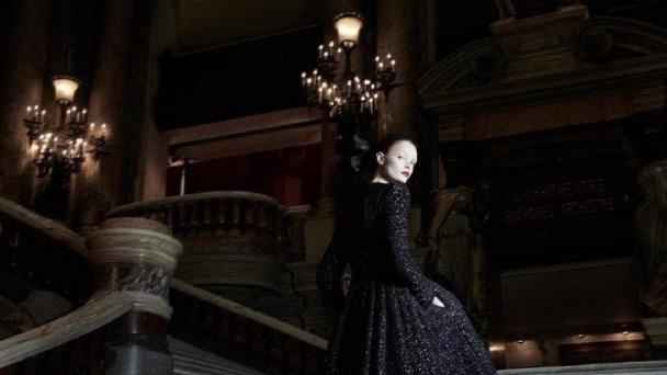 Un Chanel huérfano de creadora se aferra a sus señas de identidad clásicas