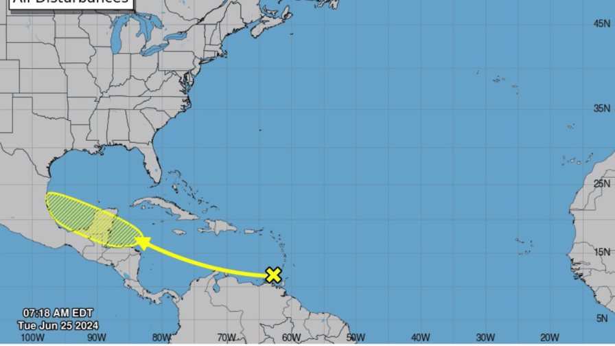Vigilan zona de aguaceros en el mar Caribe con probabilidad de convertirse en ciclón tropical
