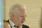 Julian Assange llega a corte para declararse culpable como parte de acuerdo con EE.UU. Julian Assange llega a corte para declararse culpable como parte de acuerdo con EE.UU.