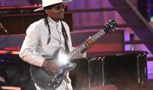 Draco Rosa comparte su sentimiento de gratitud en "Reflejos de lo eterno"