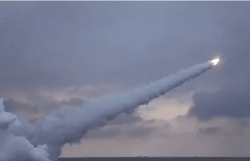 Corea del Norte afirma haber probado con éxito un misil de ojivas múltiples