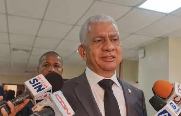 Presidente del Senado considera cantidad de diputados y elecciones separadas son insostenibles