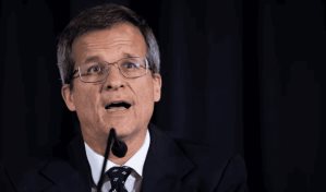 Dimite el presidente de la junta federal de control de las finanzas de Puerto Rico