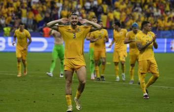 Rumania y Eslovaquia empatan y avanzan a los octavos de la Eurocopa