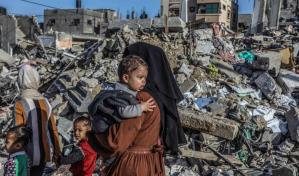 EE.UU. busca un alto el fuego, mientras Israel pide más armas en reunión en la Casa Blanca