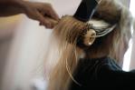 Servicios en salones de belleza son cada vez más caros y básicos, afirman sus clientas