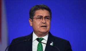 Demócratas cuestionan bombardeos del Caribe ante indulto de Trump a Juan Orlando Hernández