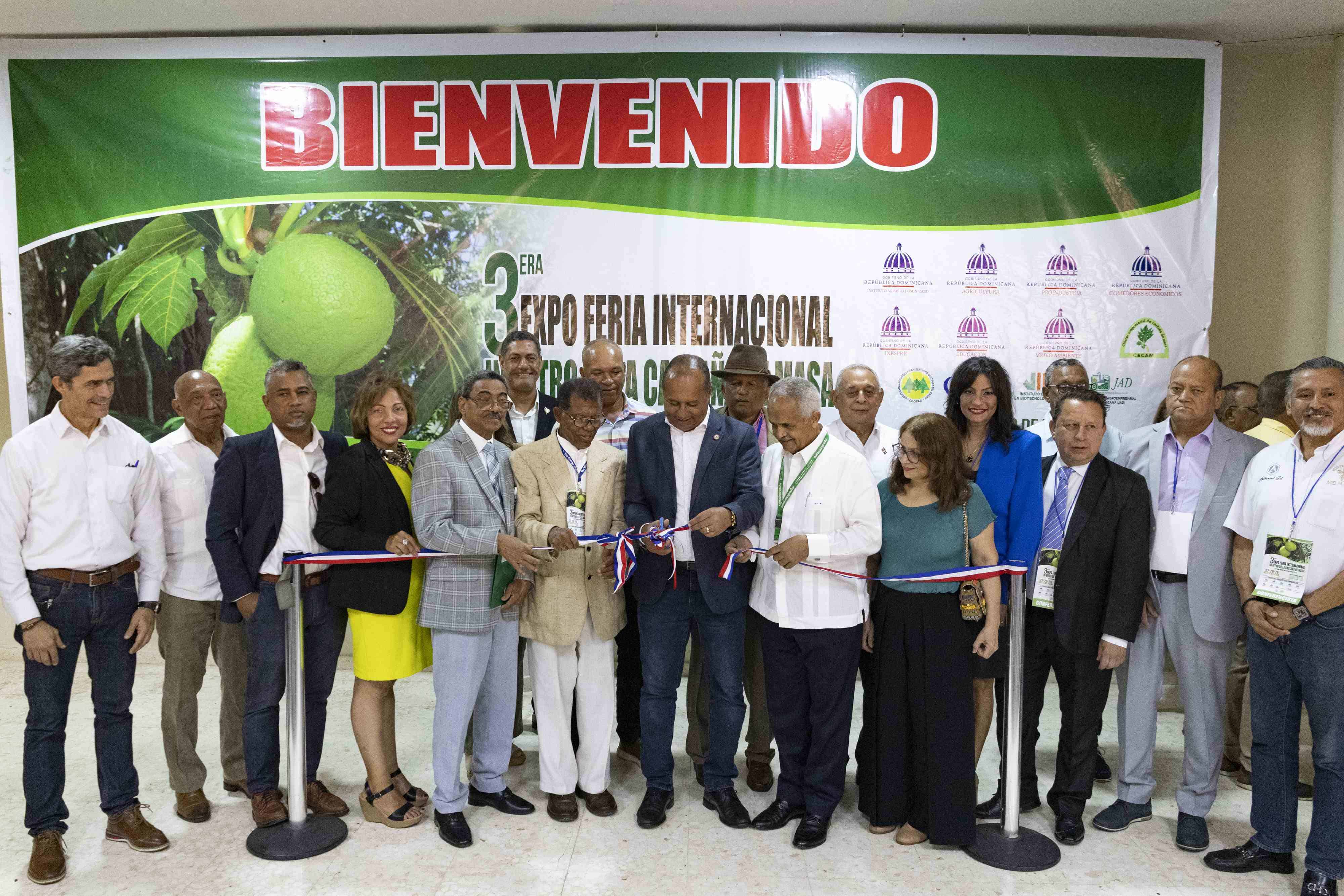 Inauguración de la tercera Expo Feria Internacional In-Vitro de las Castañas de Masa.