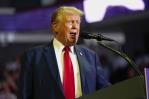 Jueza en caso de documentos clasificados de Trump acepta solo una de dos solicitudes de audiencia