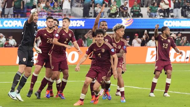 Uruguay y EEUU apuntan a cuartos de final en la Copa América; Venezuela celebra
