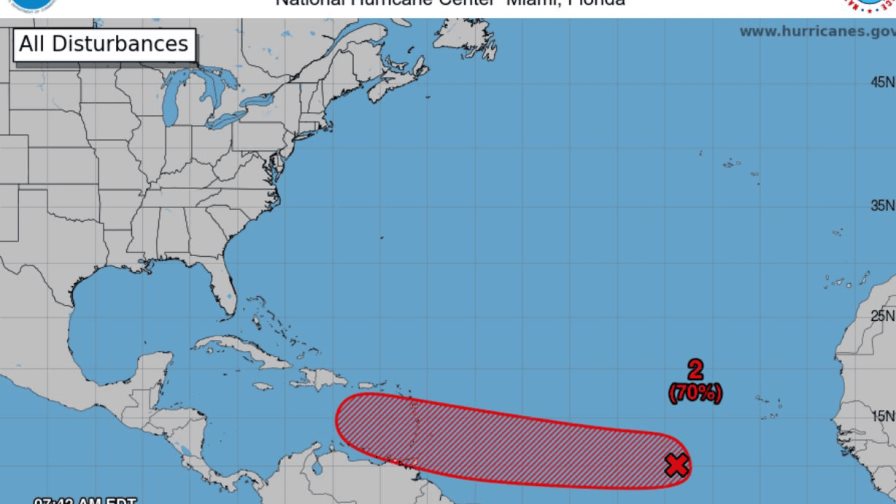 Sistema podría convertirse en ciclón tropical este fin de semana; piden a dominicanos estar atentos