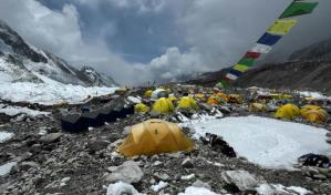 El deshielo del Everest hace aflorar los fantasmas del pasado