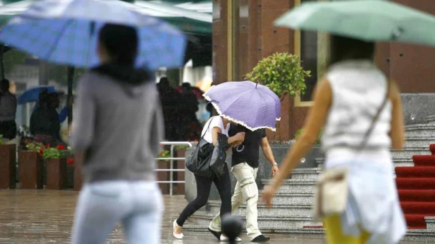 Meteorología en Puerto Rico prevé que sistema de baja presión sea depresión o tormenta