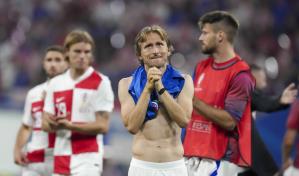 Multa UEFA 105.000 euros a Croacia por conducta inapropiada de su afición en la Euro