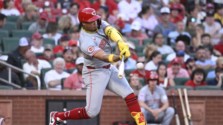 Dominicano Noelvi Marte regresa tras suspensión de 80 partidos y anota tres; Rojos vencen Cardenales