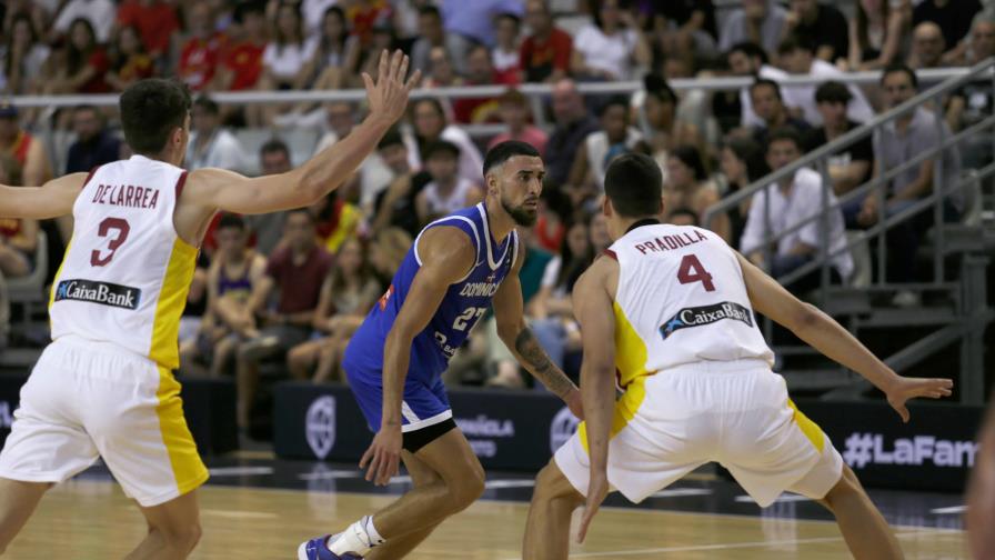 España derrota a la República Dominicana en fogueo de baloncesto y afina para el Preolímpico