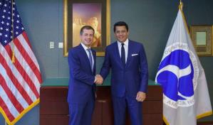 Ministro de Turismo se reúne con secretario de Transporte de Estados Unidos