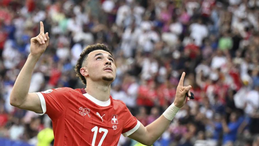 Suiza elimina a la campeona defensora Italia con gol y asistencia del domínico-suizo Rubén Vargas