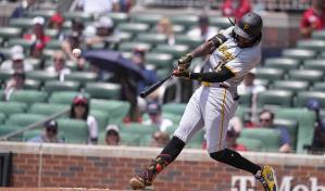 Cruz y Tellez jonronean en la quinta y Piratas vencen  a Bravos para evitar la barrida