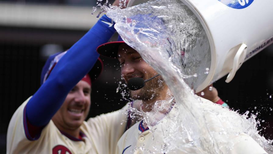 Gracias a Bohm y Turner, Filis superan 7-6 a Marlins