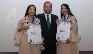 Grupo CTO realiza cuarto acto de premiaci&oacute;n a la Excelencia Acad&eacute;mica en Residencias M&eacute;dicas