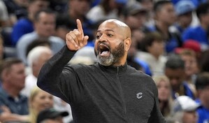 J. B. Bickerstaff de los Pistons es elegido entrenador del a&ntilde;o de la NBA