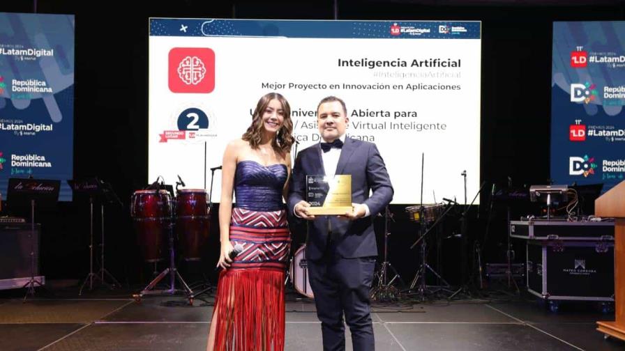 Universidad UAPA gana premio Latam Digital 2024 con proyecto de inteligencia artificial