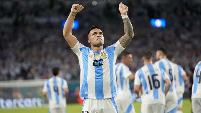 En las fases de definición de un fútbol a otro nivel