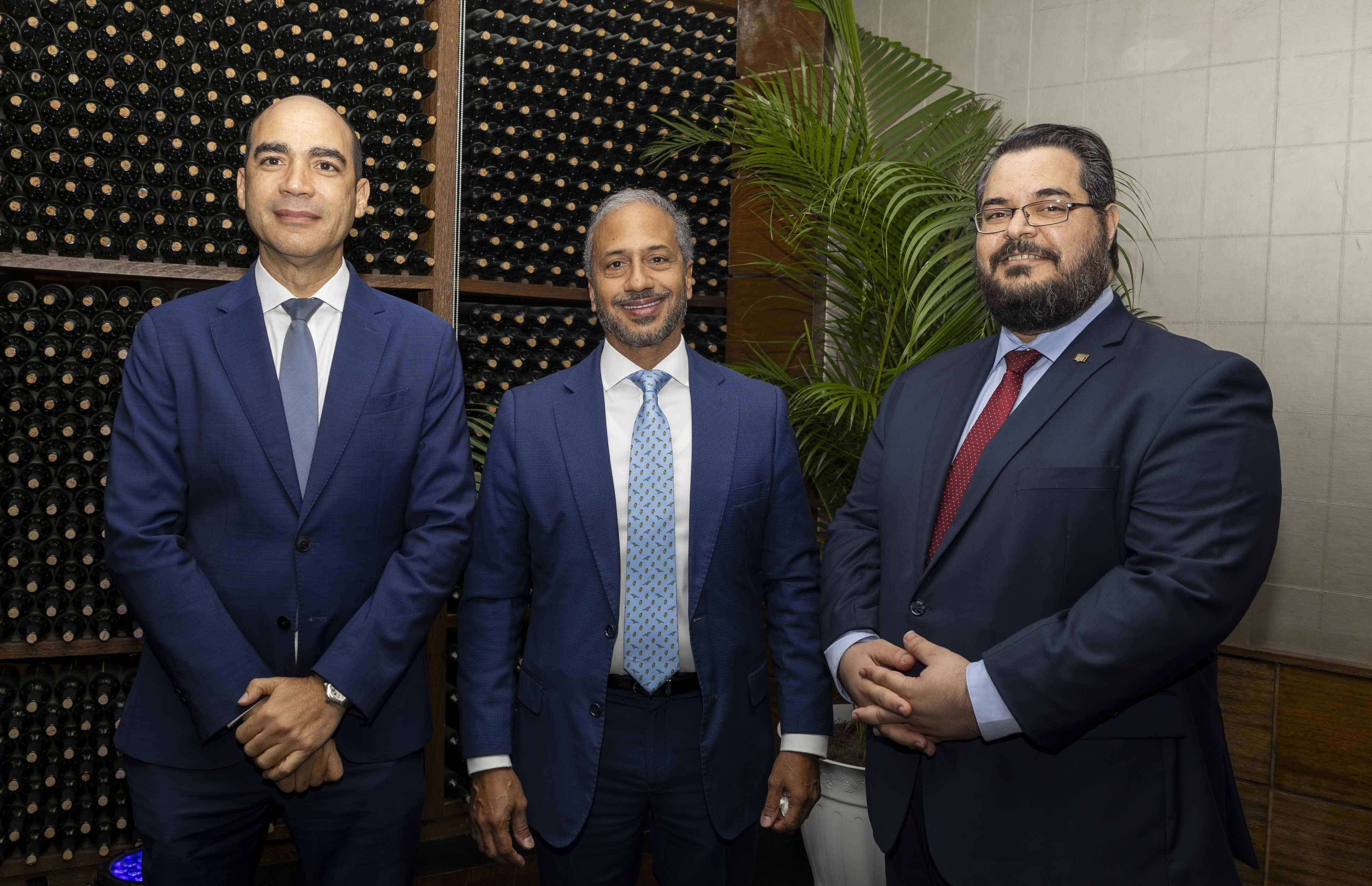 Jaime Brugal, Zanony Severino y Víctor Nicolás.