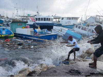 Huracán Beryl: al menos un muerto y destrucción en San Vicente