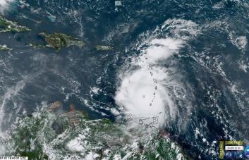 El huracán Beryl sube a categoría 5 en el este del mar Caribe