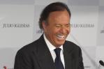 Julio Iglesias: el rey de los memes en julio, ¿qué opina el cantante?