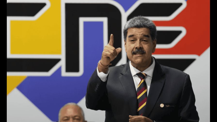 Maduro dice que Venezuela decidirá guerra o paz en las presidenciales del 28 de julio