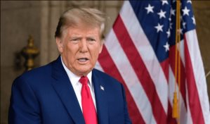 La Corte Suprema retrasa m&aacute;s el juicio federal de Trump