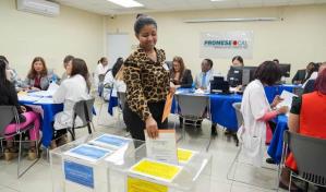 Gobierno anuncia licitación por RD$3,020 millones para adquirir medicamentos de alto costo