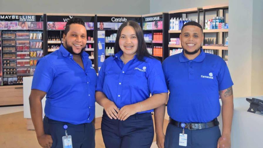 Farmaconal celebra la apertura de su tienda número 22