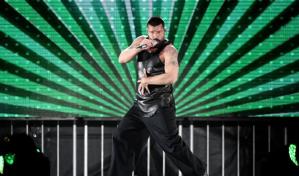 Ricky Martin es criticado por su peso y &eacute;l responde con sensual fotograf&iacute;a