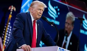 Fiscales de Manhattan están a favor de retrasar sentencia de Trump tras fallo del Supremo