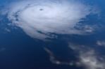 La potencia y los efectos destructores de un huracán o tifón son medidos bajo la escala Saffir-Simps