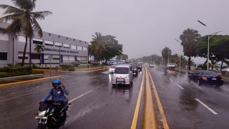 Onamet dice que habrá aguaceros este jueves por una vaguada y onda tropical