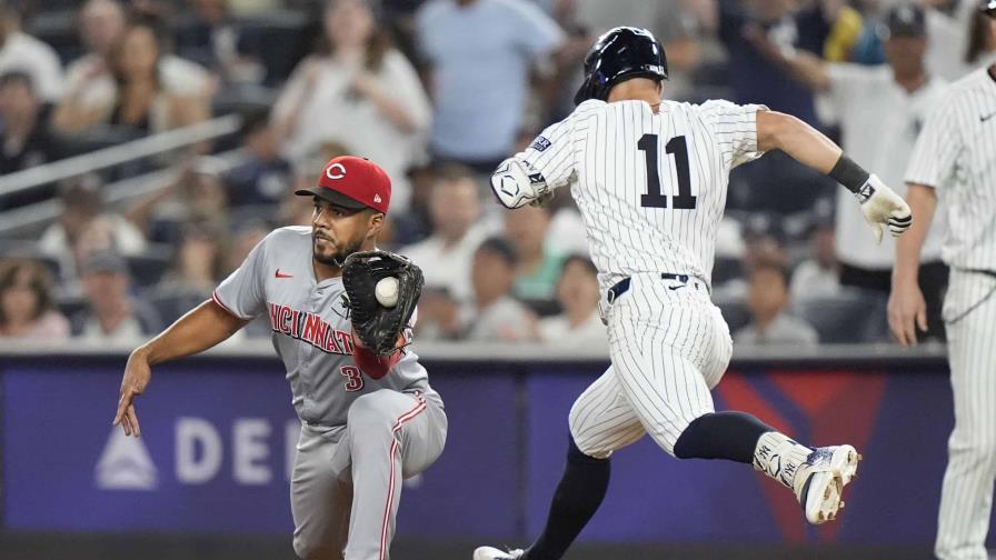 Judge batea para doble play clave y los Rojos superan a los Yankees