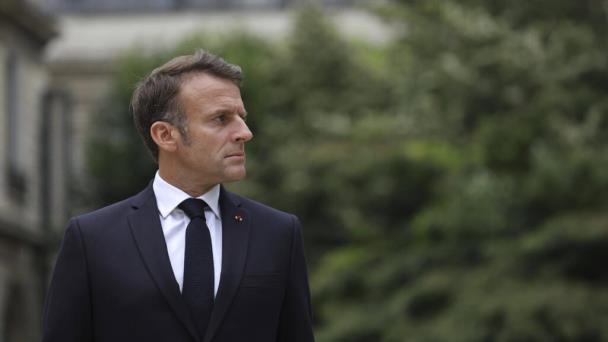 Emmanuel Macron rechaza gobernar con la izquierda radical de Mélenchon