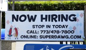 EEUU: Solicitudes del seguro por desempleo suben un poco