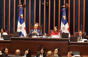 El Senado aprueba proyecto de ley de nuevo Código Penal y deja fuera las tres causales del aborto